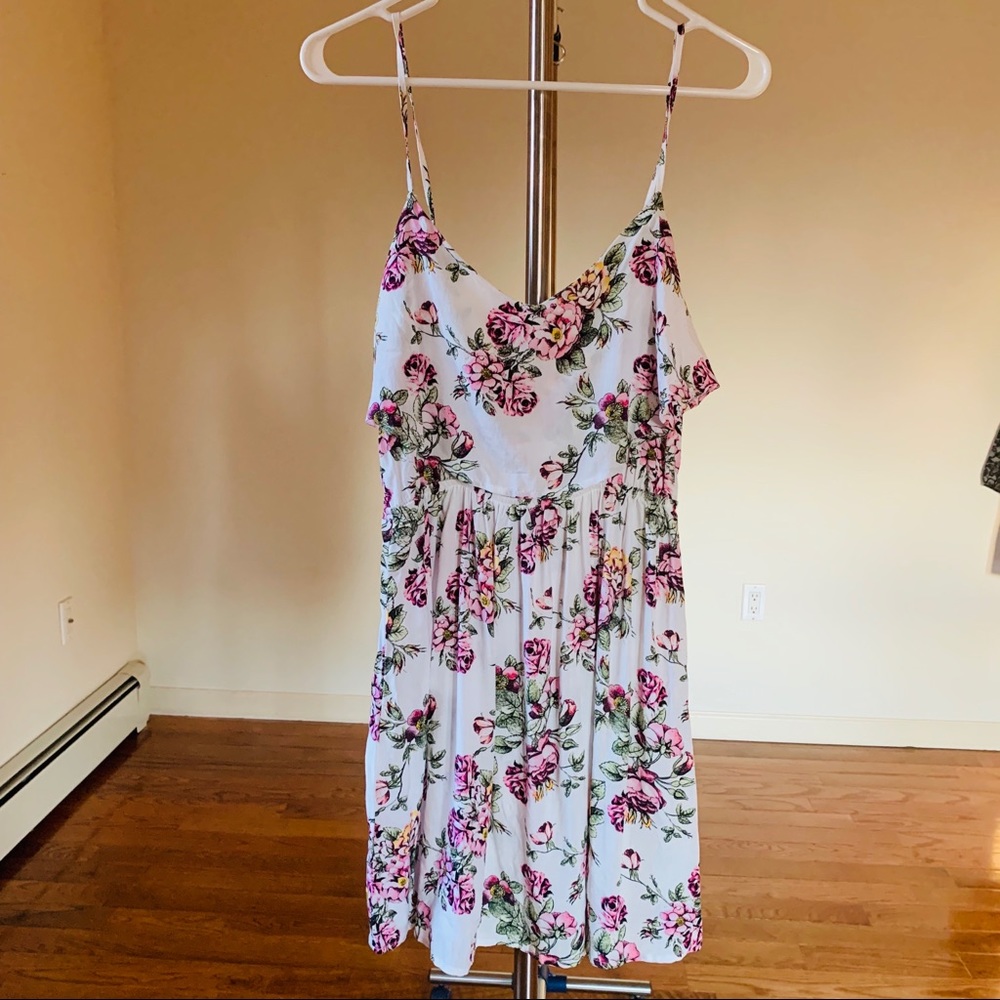 Floral Spaghetti Strap Mini Dress (M)